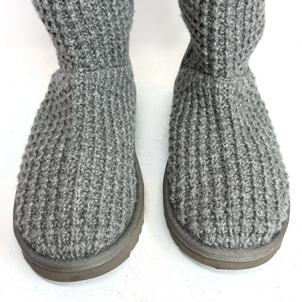 Ugg Classic Solene Tall Gray Knit‎ Women's Boots Women’s Size 8